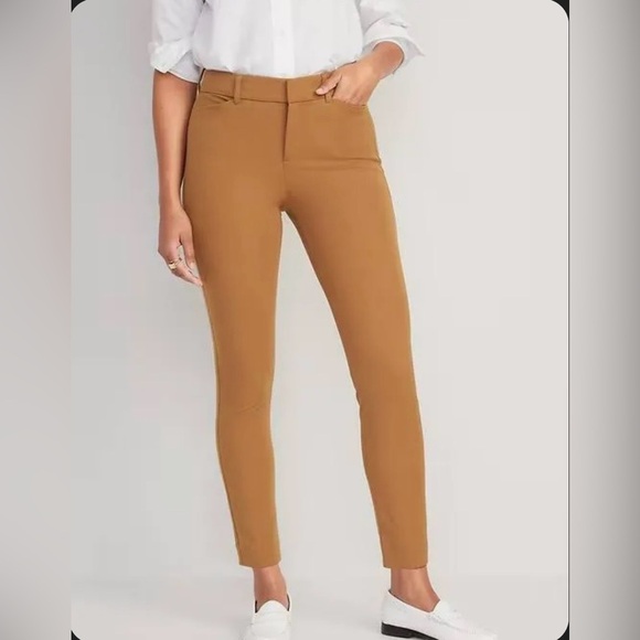 Old Navy Pants - Old Navy High-Waisted Pixie Skinny Ankle Pants - Women